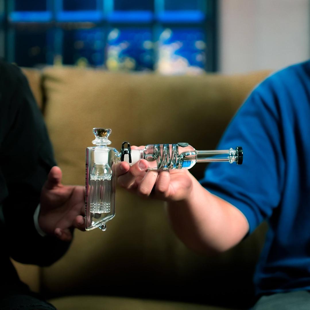 Freeze Pipe Bubbler — Glycerin-Cooled Glass Bubbler for Smooth, Ice-Cold Hits