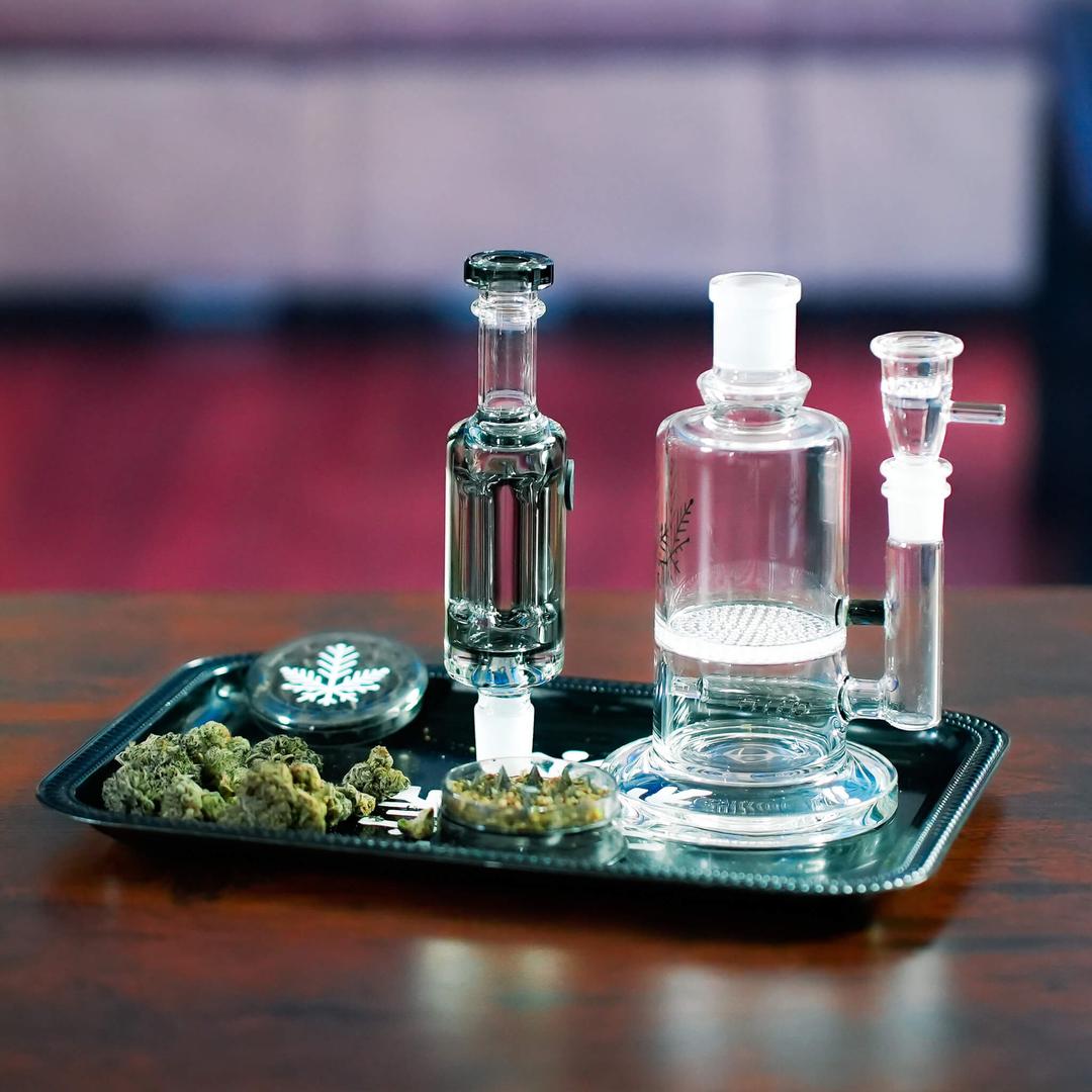 Freeze Pipe Mini Bong setup showing clear glass body and removable coil