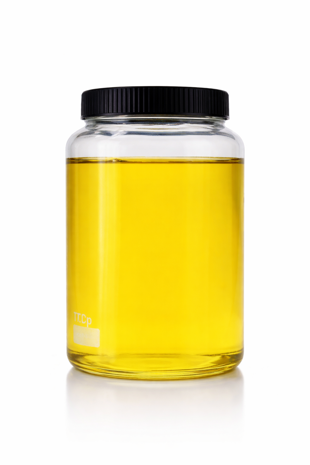 1kg jar of THCP distillate in a clear glass container with black screw-top lid, showing bright golden cannabinoid oil.